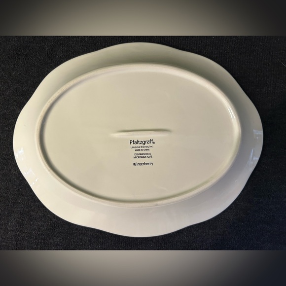 Pfaltzgraff WINTERBERRY Bless This House 8 1/2" x 11" Platter Christmas - Picture 2 of 5